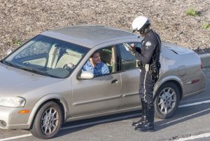 Infrações mais recorrentes no trânsito demonstram mau comportamento dos motoristas