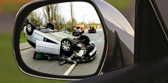 As 5 atitudes que mais provocam acidentes de trânsito no Brasil