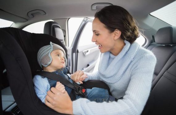 Cadeirinha de costas para o movimento: adie a troca de posição o quanto puder